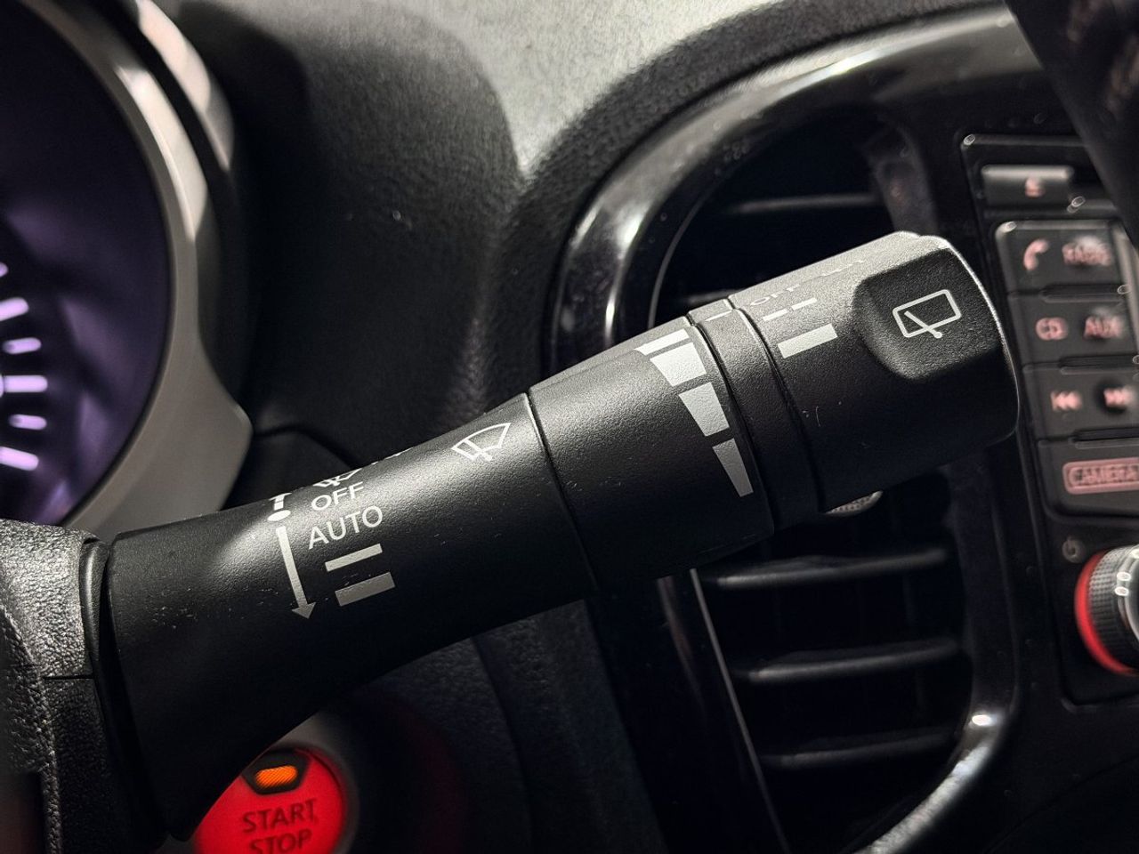 Nissan Juke 1.5dCi N-Connecta 4x2 - foto 24