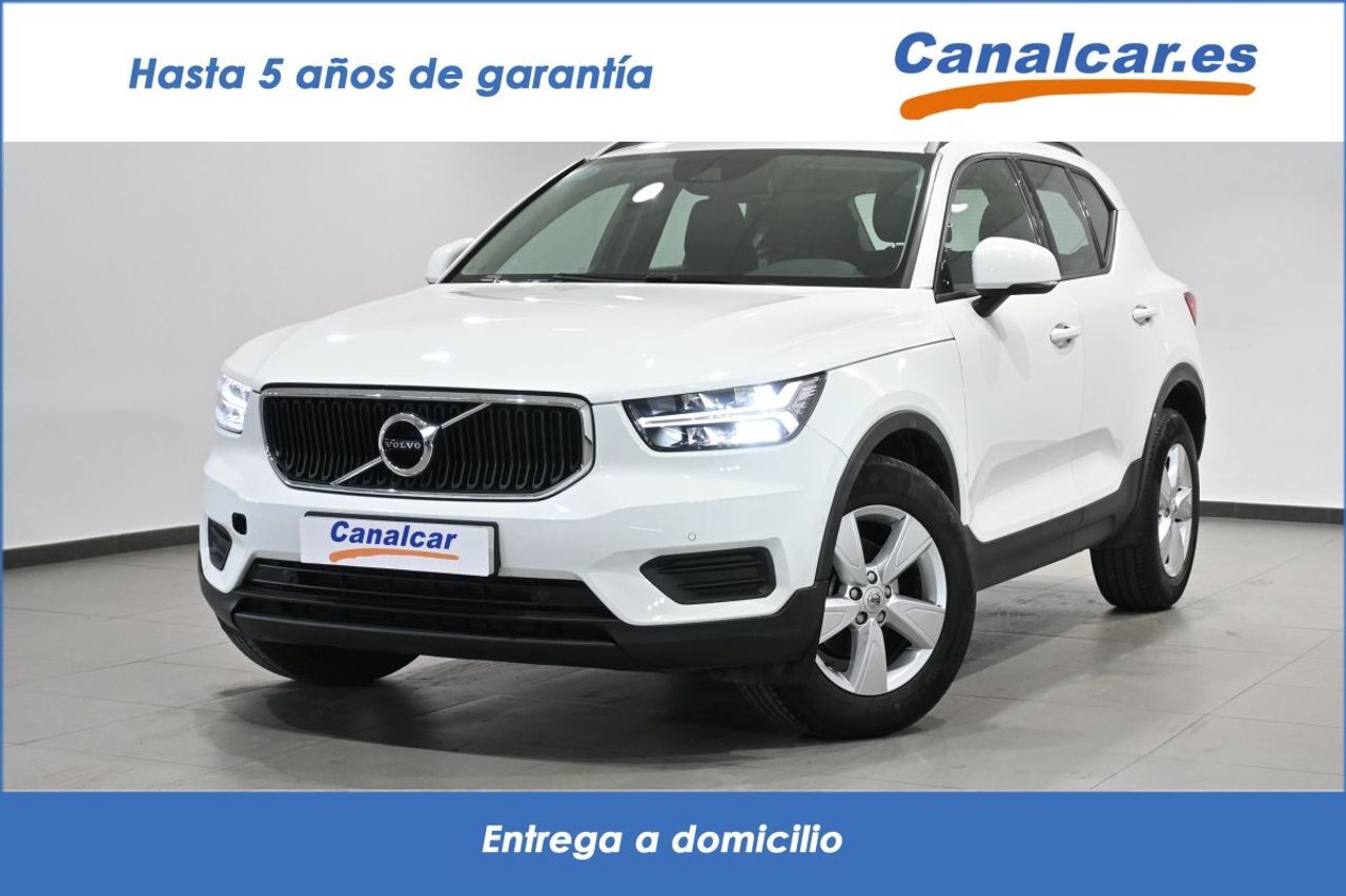 Volvo XC40 Momentum Core T2