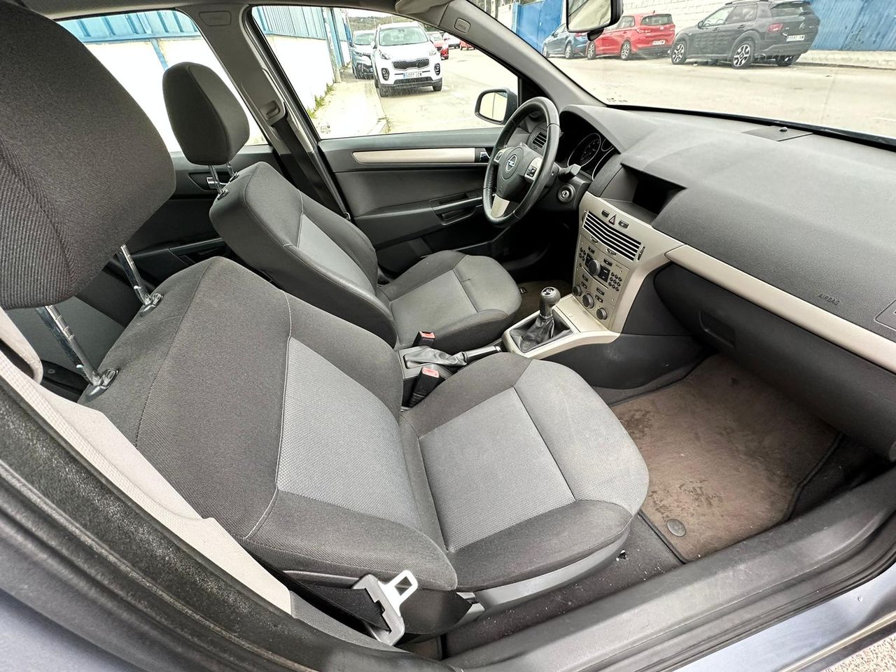Opel Astra 1.4 16v Enjoy - Foto 11