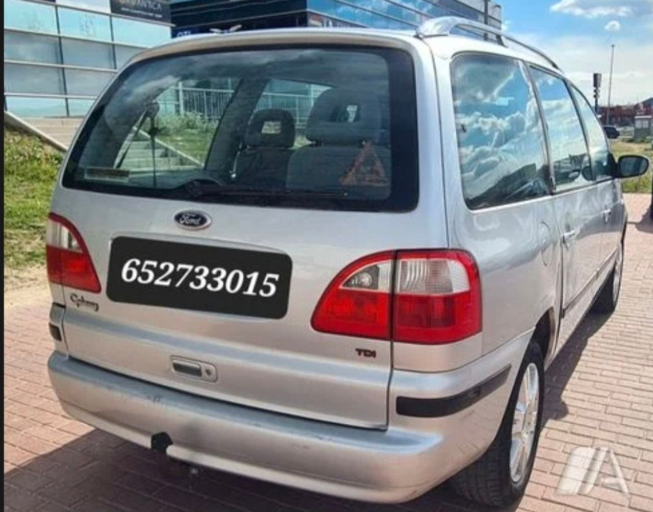 Ford Galaxy 1.9TDi Ghia 150 - Foto 5