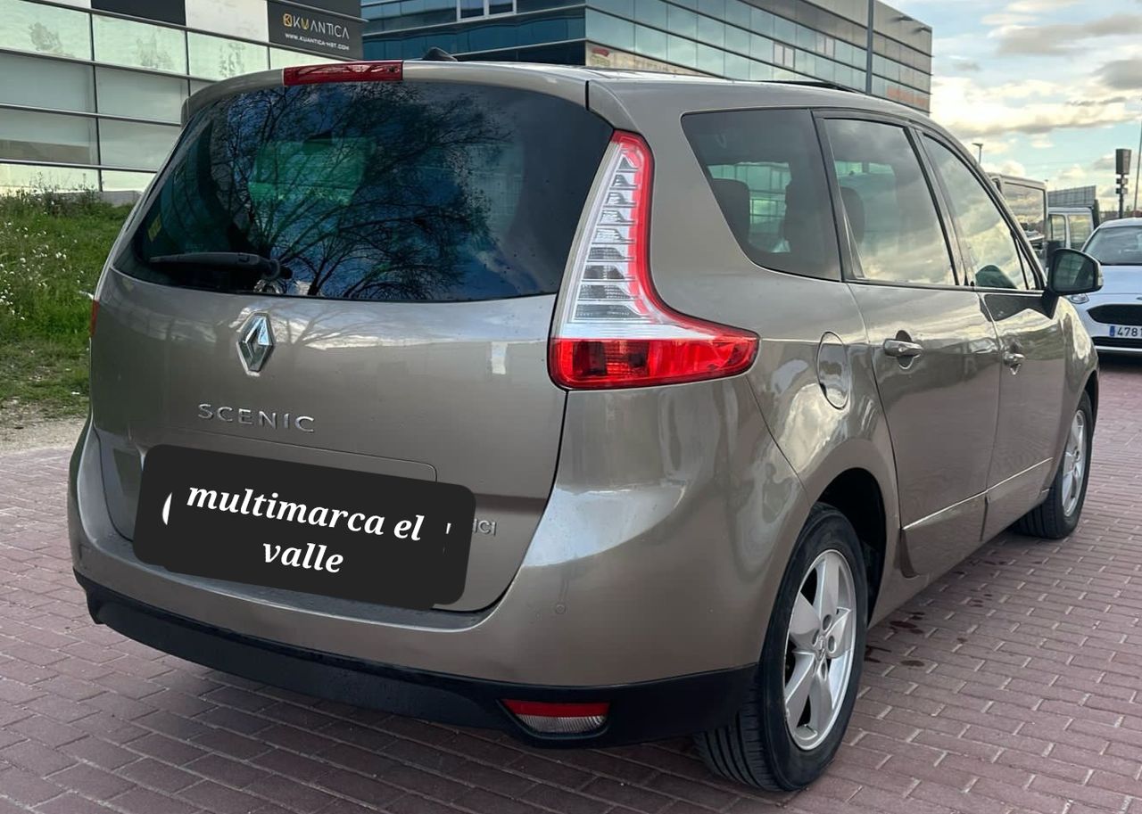 Renault Grand Scénic Scénic Grand 1.9dCi Family Edition 7pl. - Foto 5