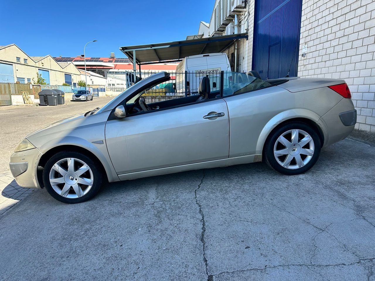 Renault Megane C.C. 1.6 Confort Dynamique - Foto 6