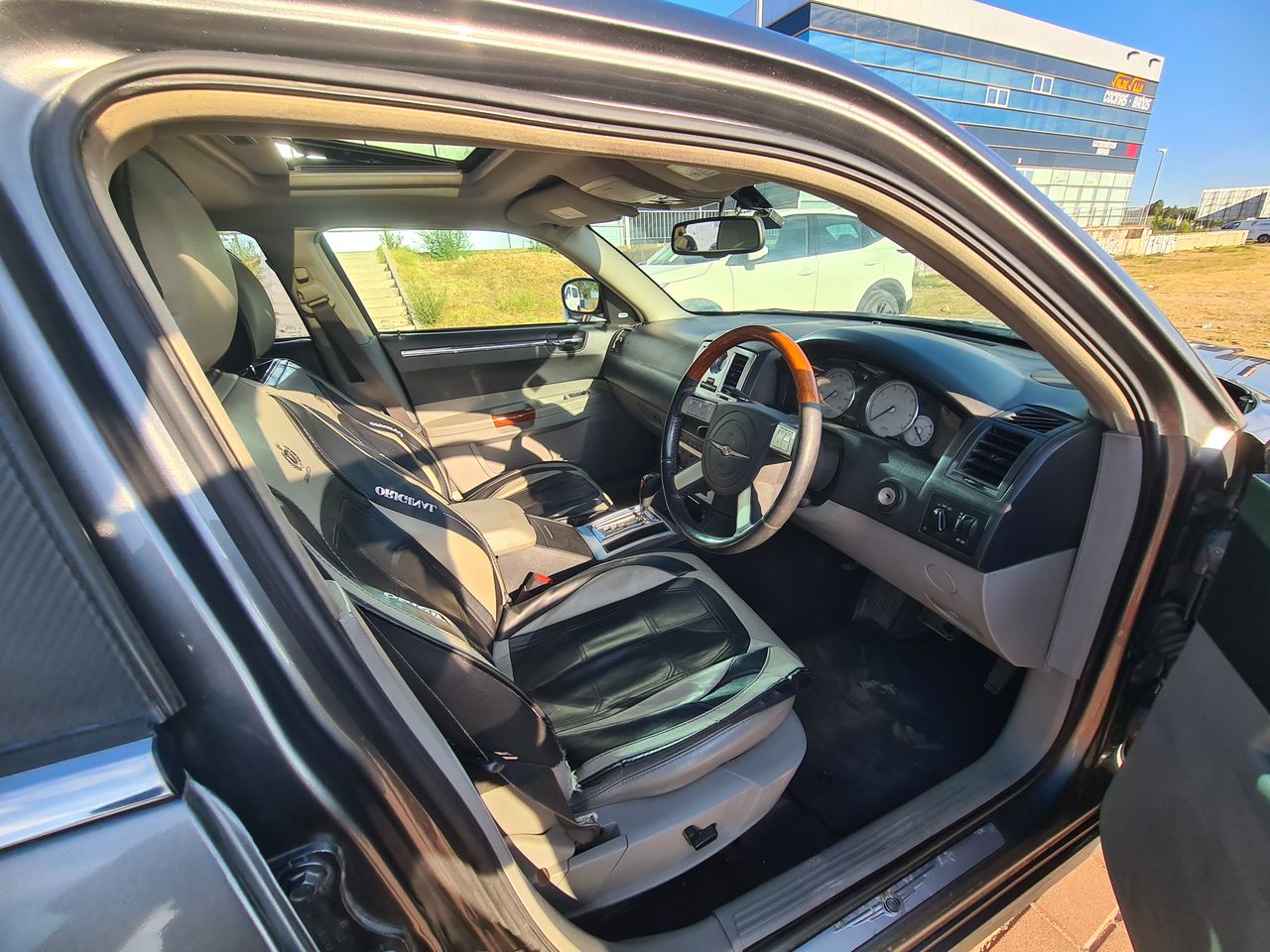 Chrysler 300 C Touring 3.0CRD Aut. - Foto 8