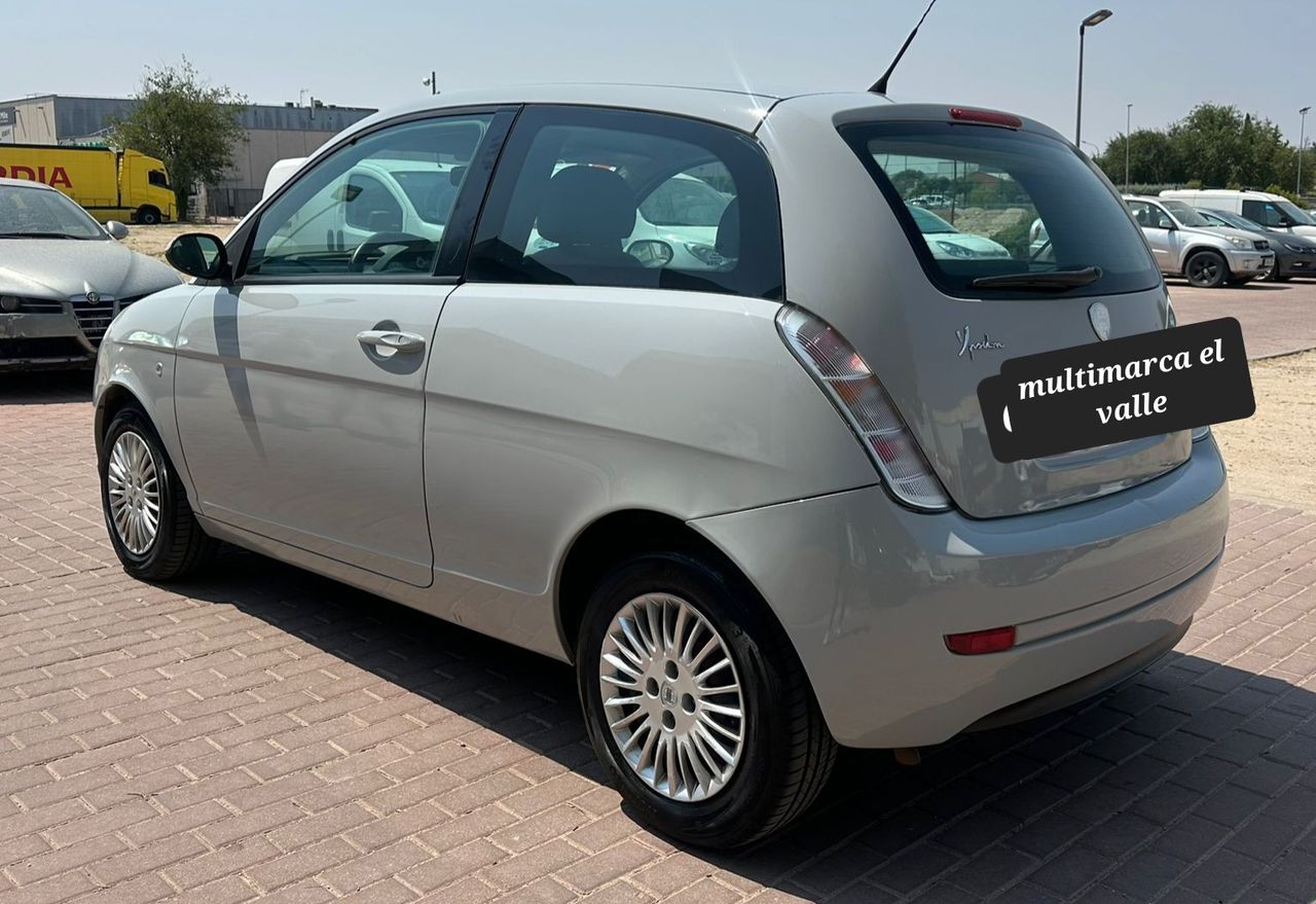 Lancia Ypsilon 1.2 8v Oro - Foto 4