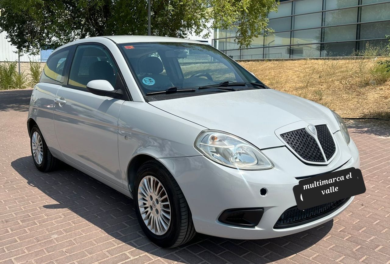 Lancia Ypsilon 1.2 8v Oro - Foto 5