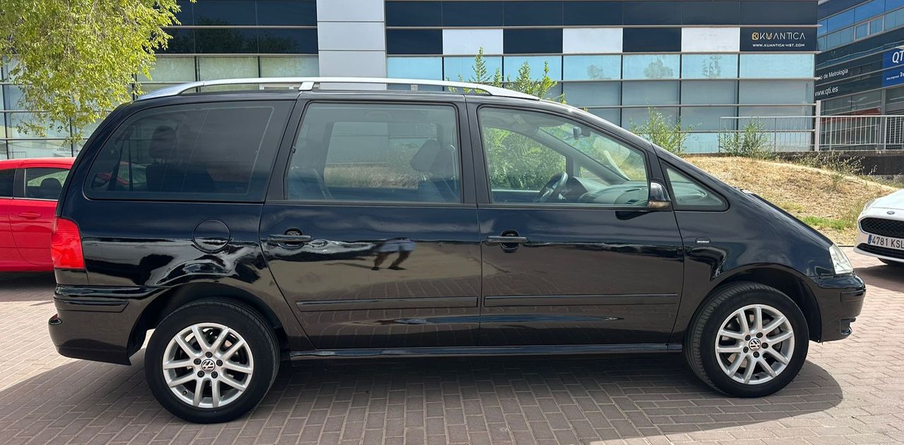 Volkswagen Sharan 2.0TDI Trendline - Foto 6