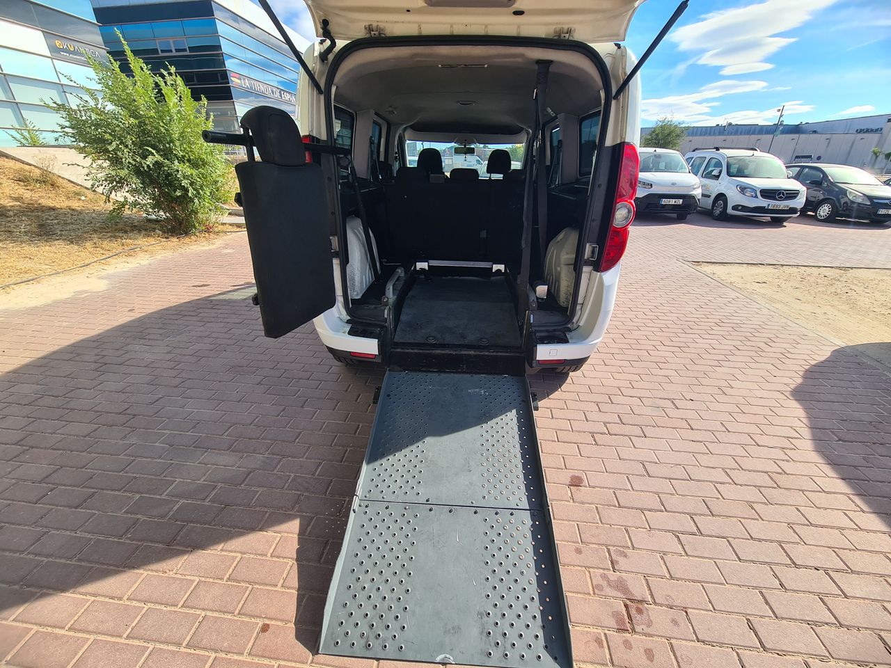 Fiat Doblò Adaptada minusvalído - Foto 13