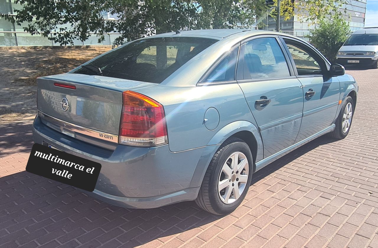 Opel Vectra 1.9CDTI 8v Essentia 120 - Foto 5