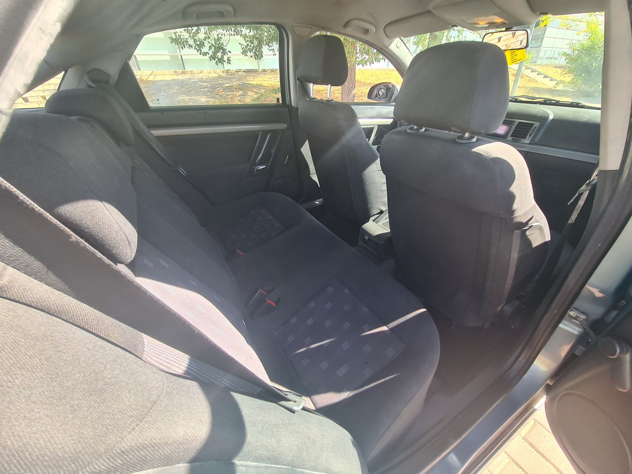 Opel Vectra 1.9CDTI 8v Essentia 120 - Foto 9