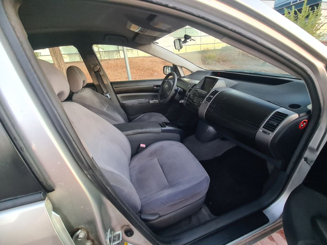 Toyota Prius 1.5 VVT-i - Foto 7