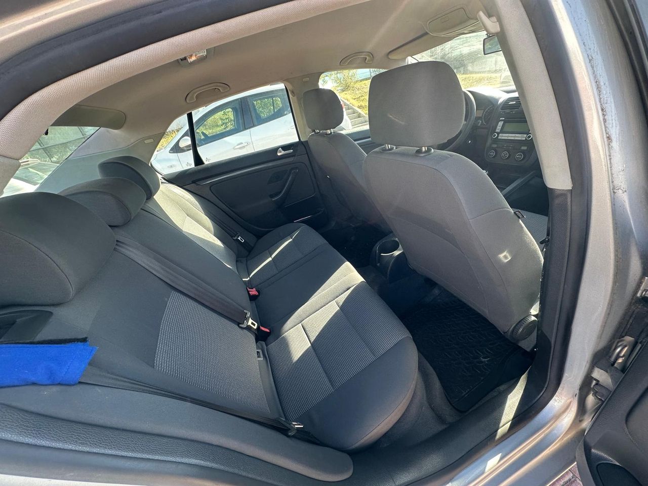 Volkswagen Jetta 1.6 Trendline - Foto 11