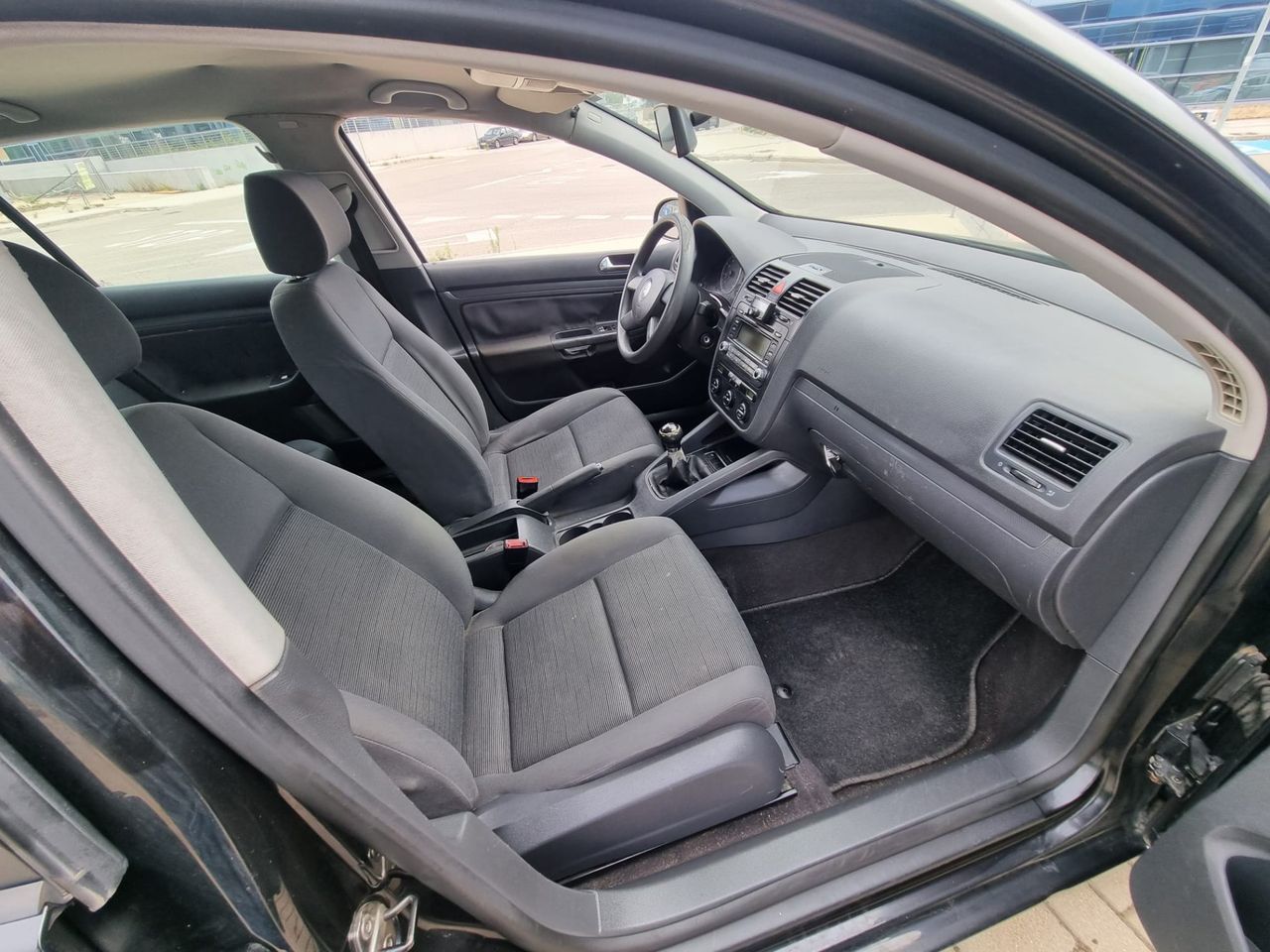 Volkswagen Golf 1.6 FSI Sportline - Foto 7