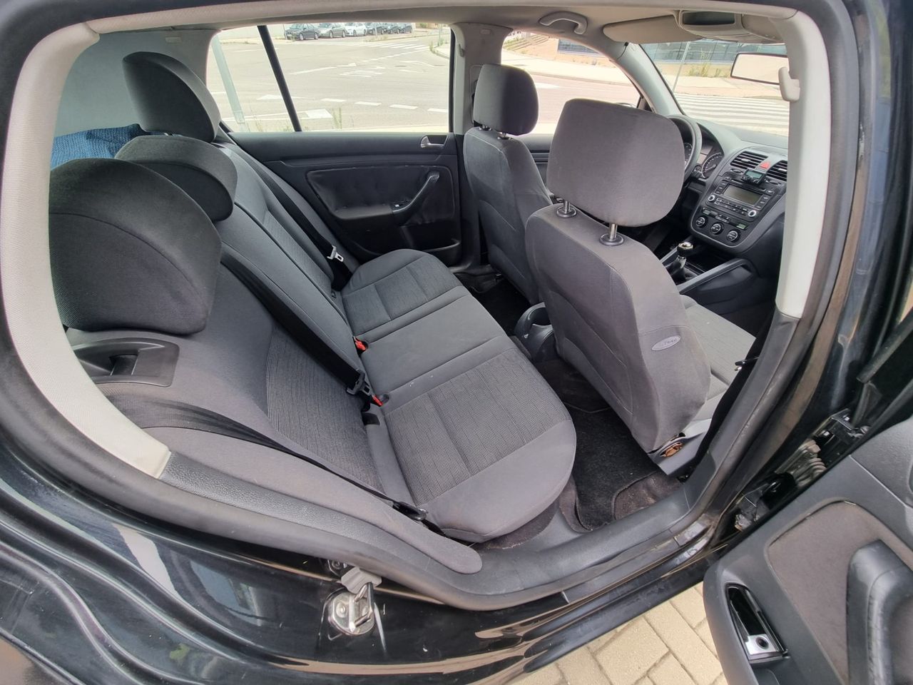 Volkswagen Golf 1.6 FSI Sportline - Foto 8