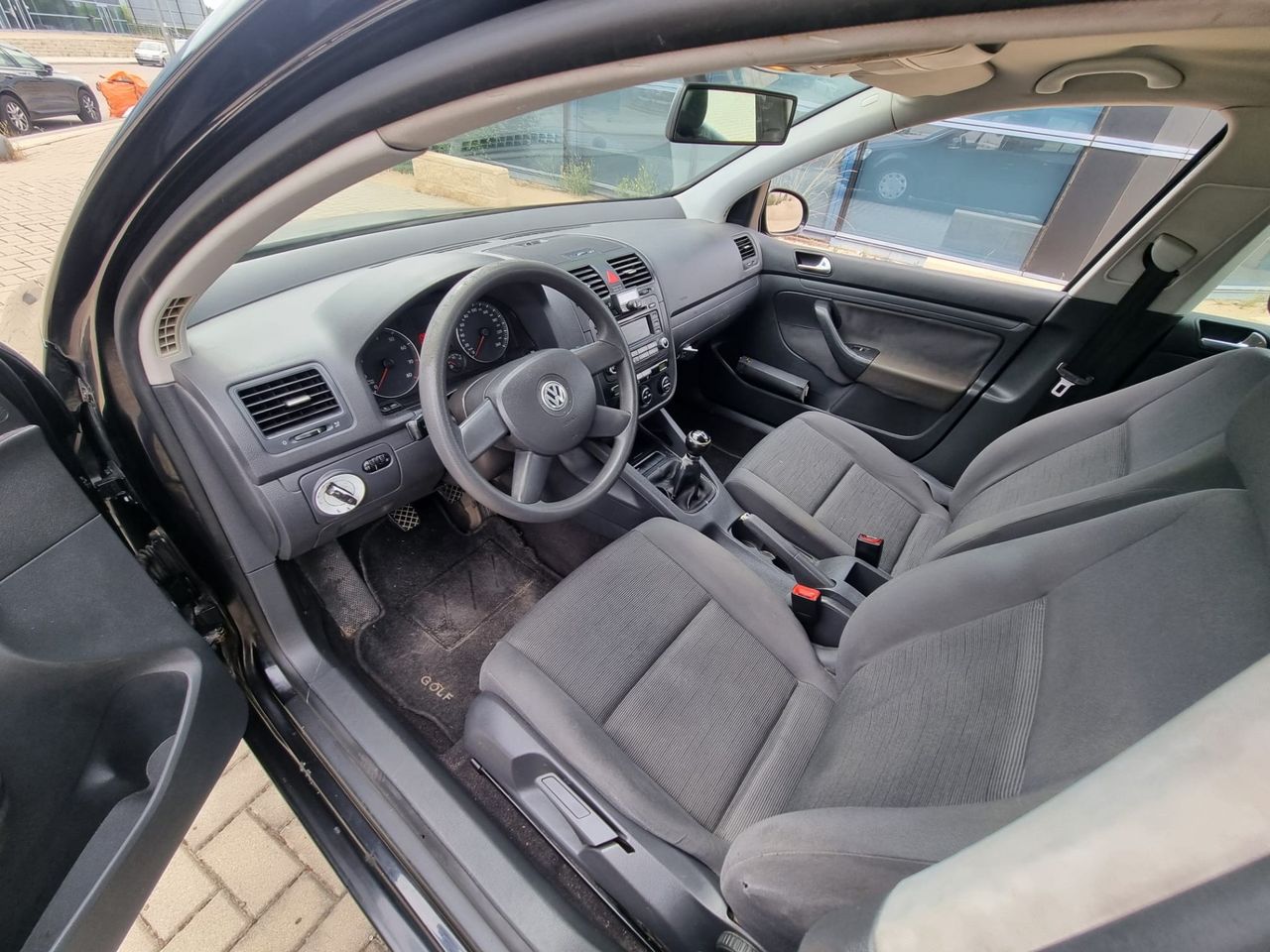 Volkswagen Golf 1.6 FSI Sportline - Foto 9