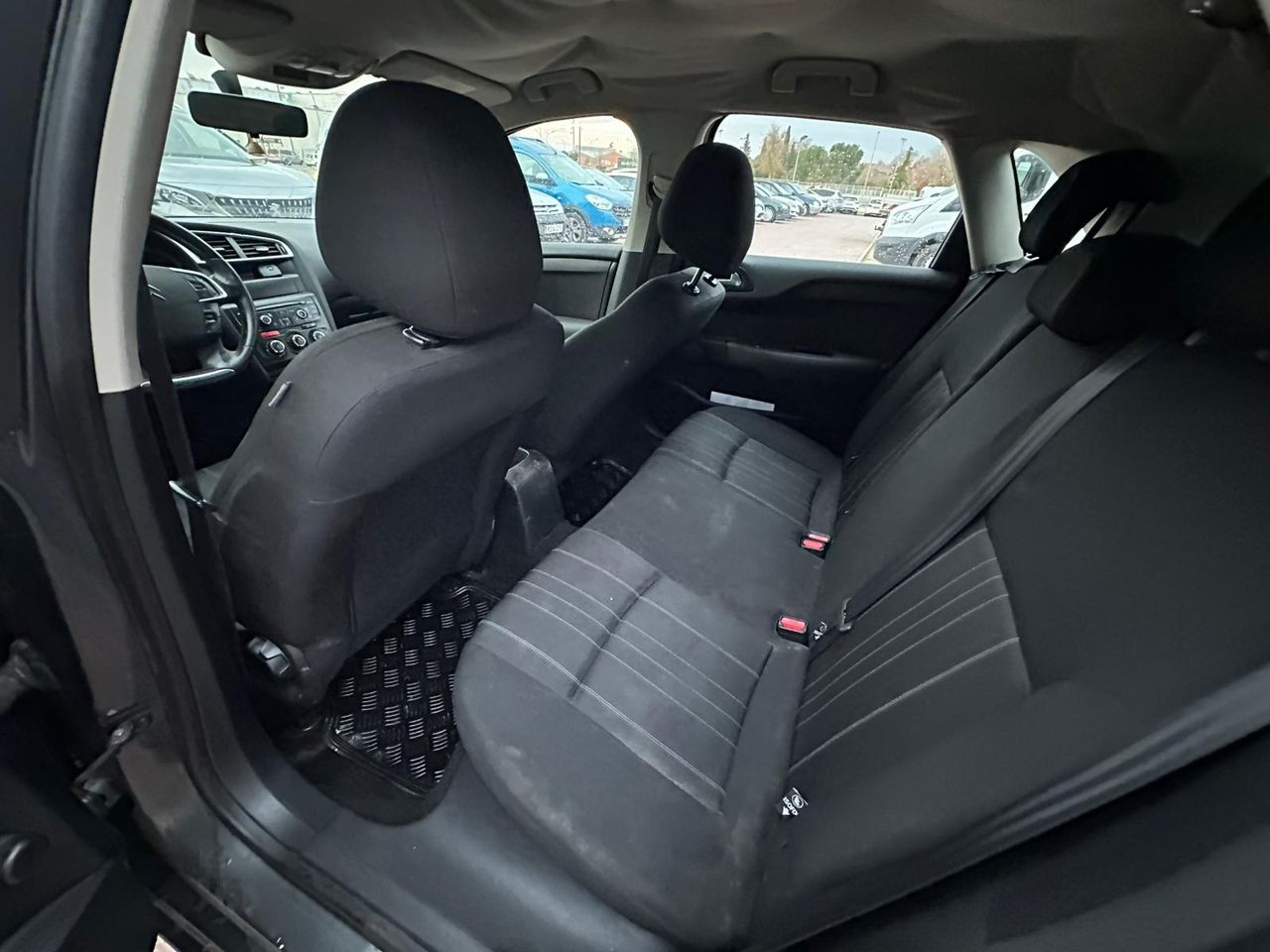 Citroën C4 1.6e-HDi S&S Exclusive 115 - Foto 10