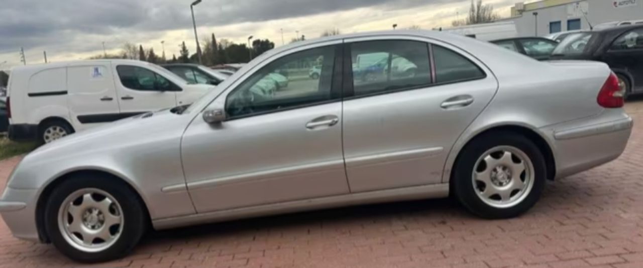 Mercedes Clase E 200 CDI - Foto 5