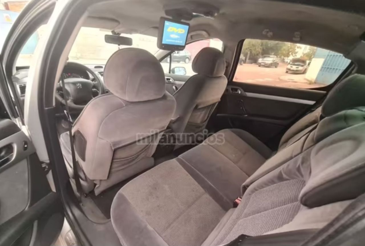 Peugeot 407 2.0HDI Sport - Foto 7
