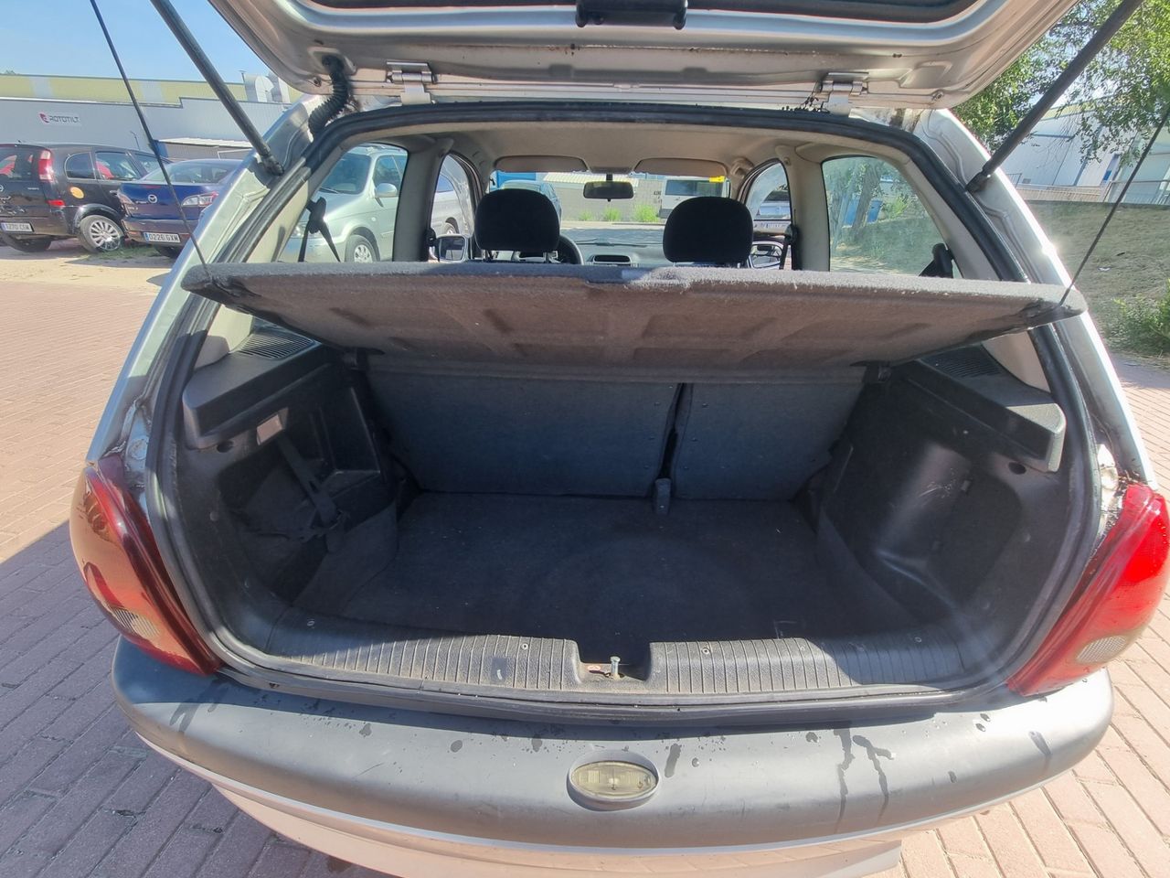 Opel Corsa 3p Club 1.2 16v - Foto 9