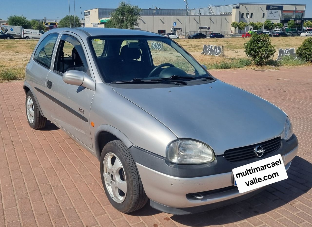 Opel Corsa 3p Club 1.2 16v - Foto 6