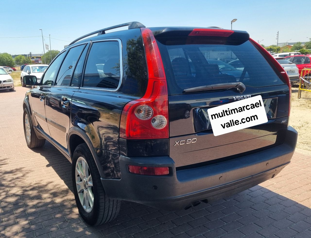 Volvo XC90 D5 Momentum 7 asientos Aut. - Foto 4