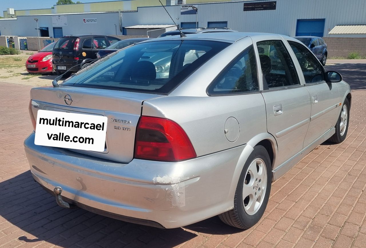 Opel Vectra 5p Comfort 2.0 DTI 16V - Foto 5