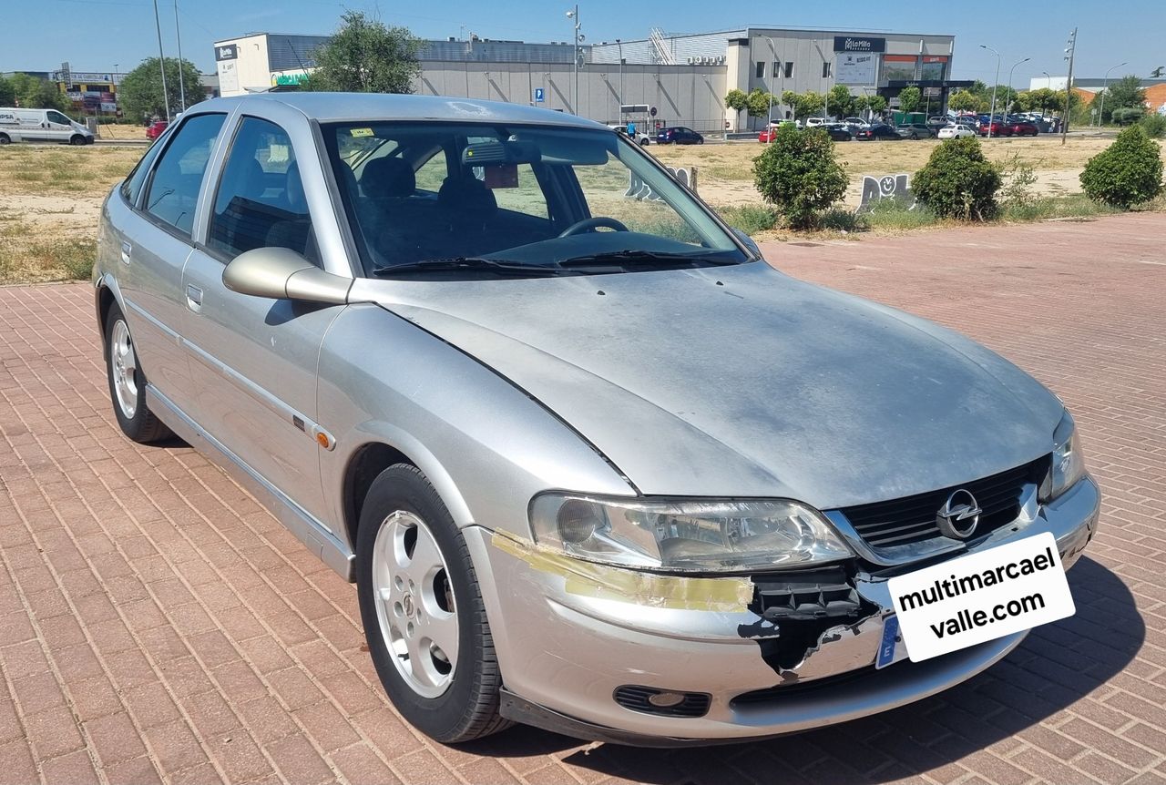 Opel Vectra 5p Comfort 2.0 DTI 16V - Foto 7