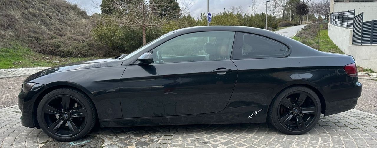 BMW Serie 3 320d Coupé - Foto 3