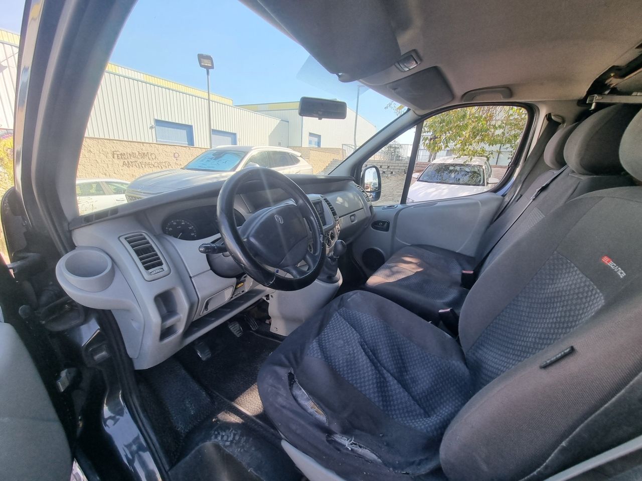Renault Trafic Combi Passenger 2.0 dci 9 plazas - Foto 7