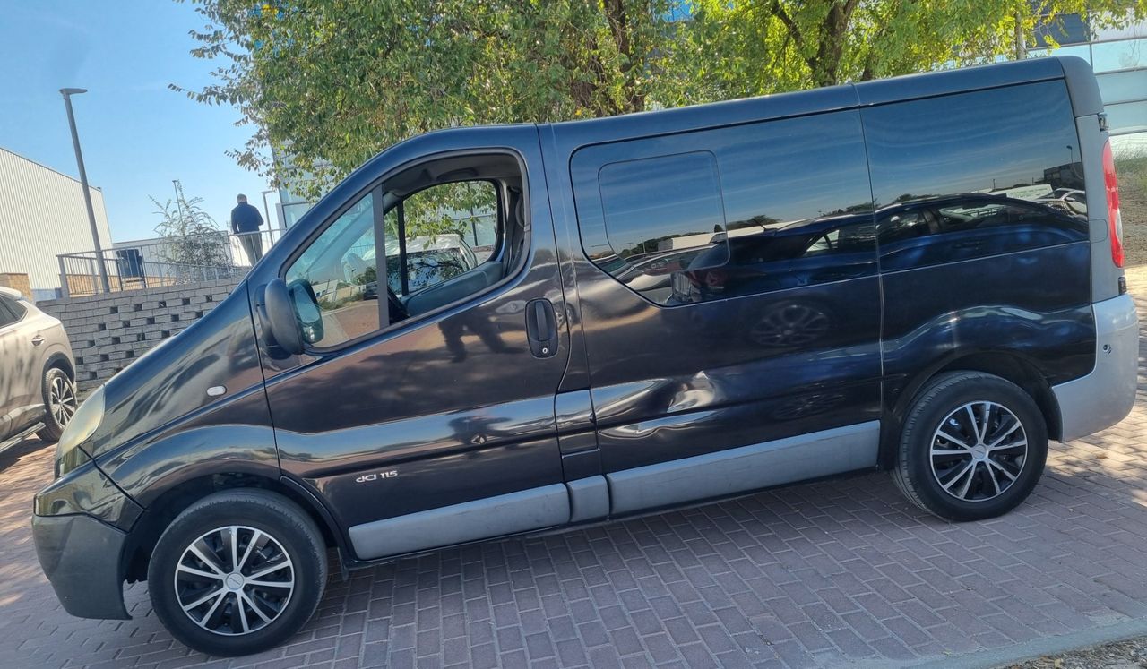 Renault Trafic Combi Passenger 2.0 dci 9 plazas - Foto 3