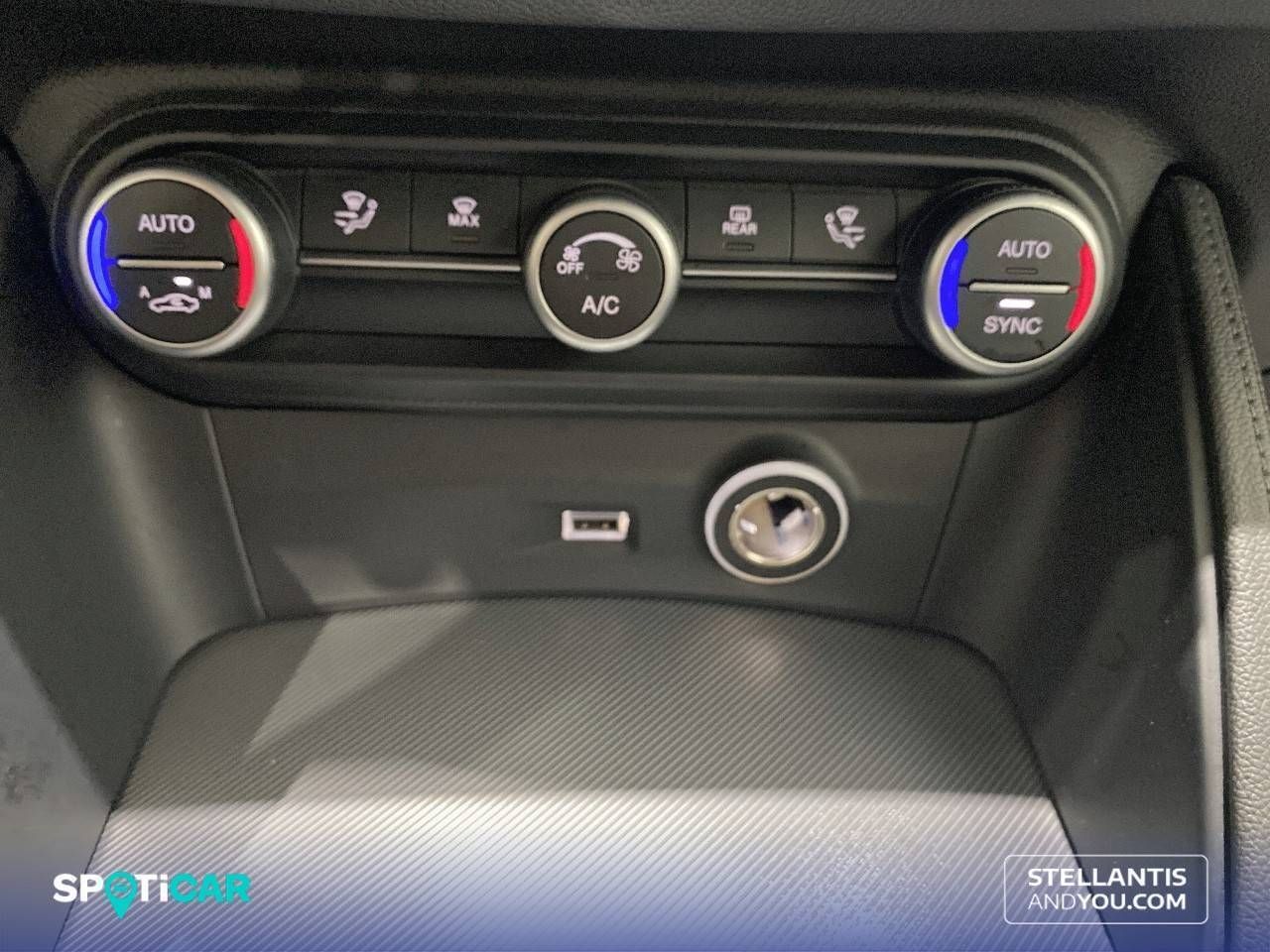 Alfa Romeo Stelvio  2.2 Diésel 140kW (190CV)  Q4 Sprint - Foto 17