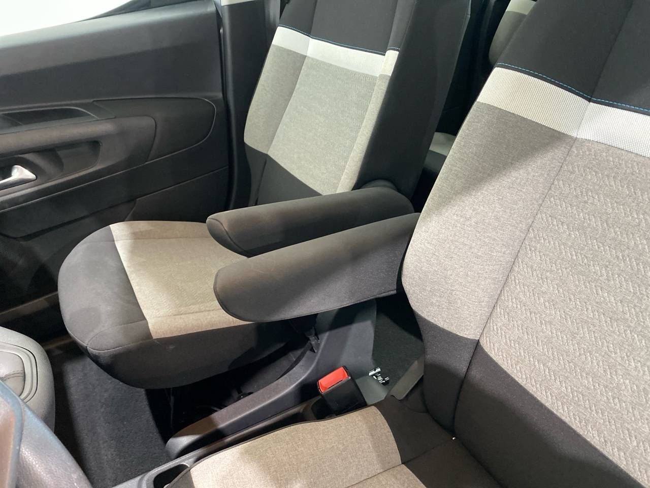 Citroën Berlingo  Talla M BlueHDi 100 S&S Plus - Foto 25