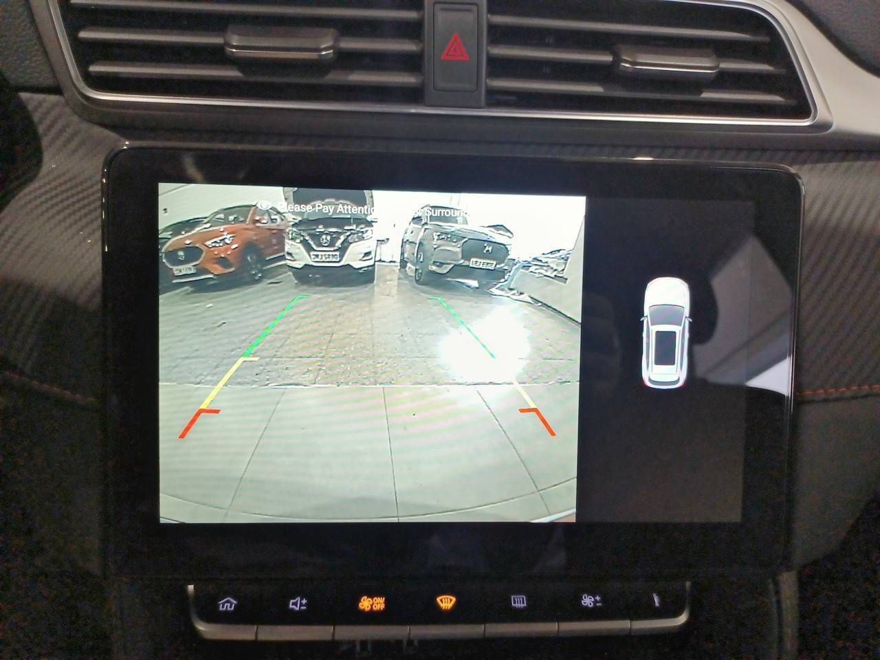 MG ZS  1.5 Comfort - Foto 17