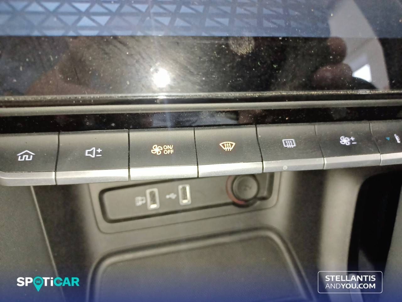 MG ZS  1.5 Comfort - Foto 21