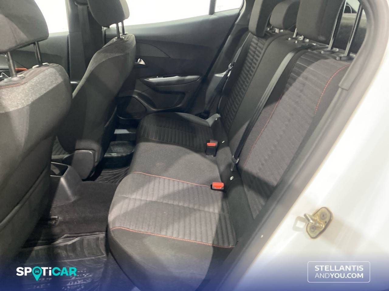 Peugeot 2008   BlueHDI 81kW (110CV) Active - Foto 11