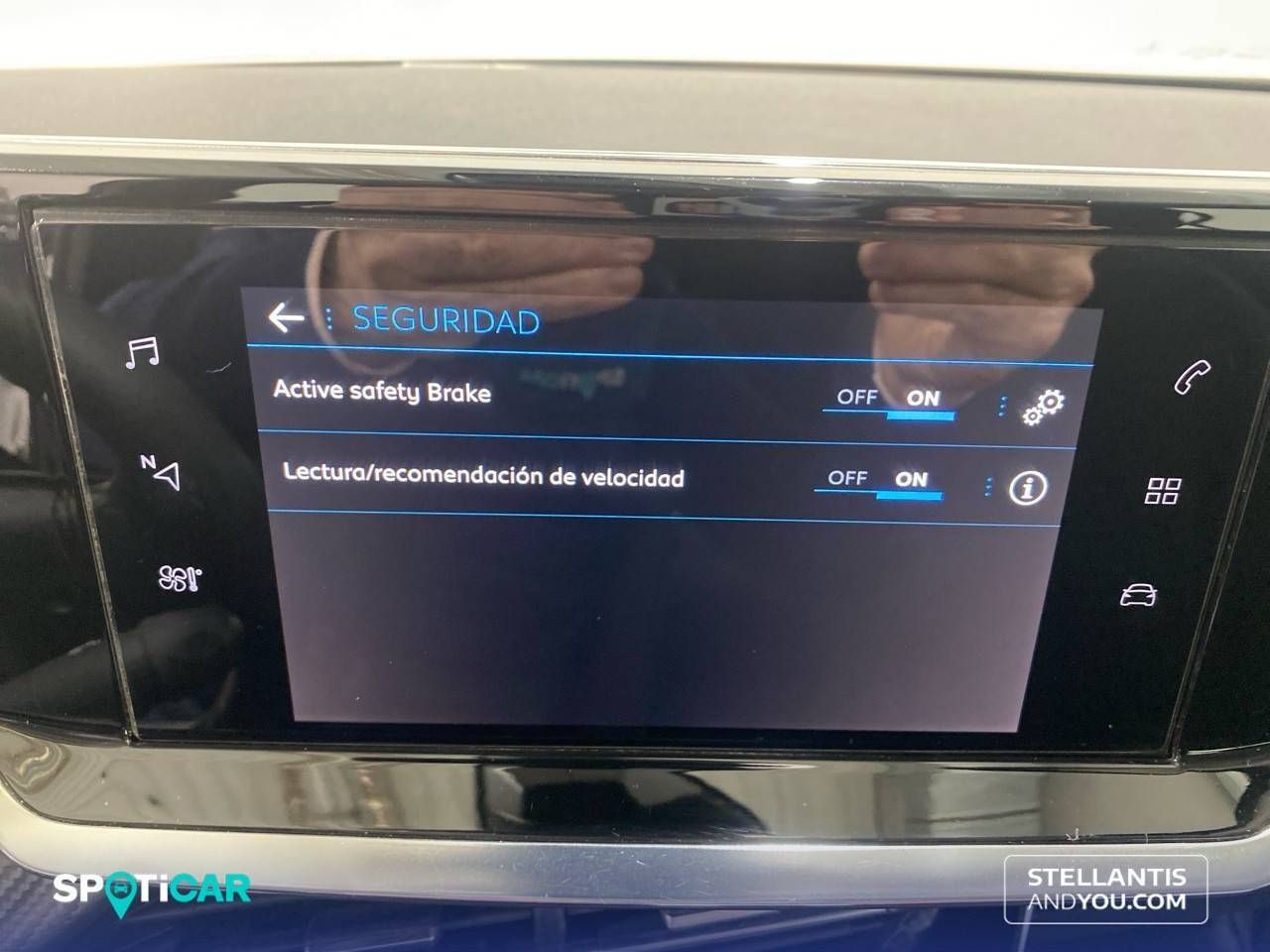 Peugeot 2008   BlueHDI 81kW (110CV) Active - Foto 20