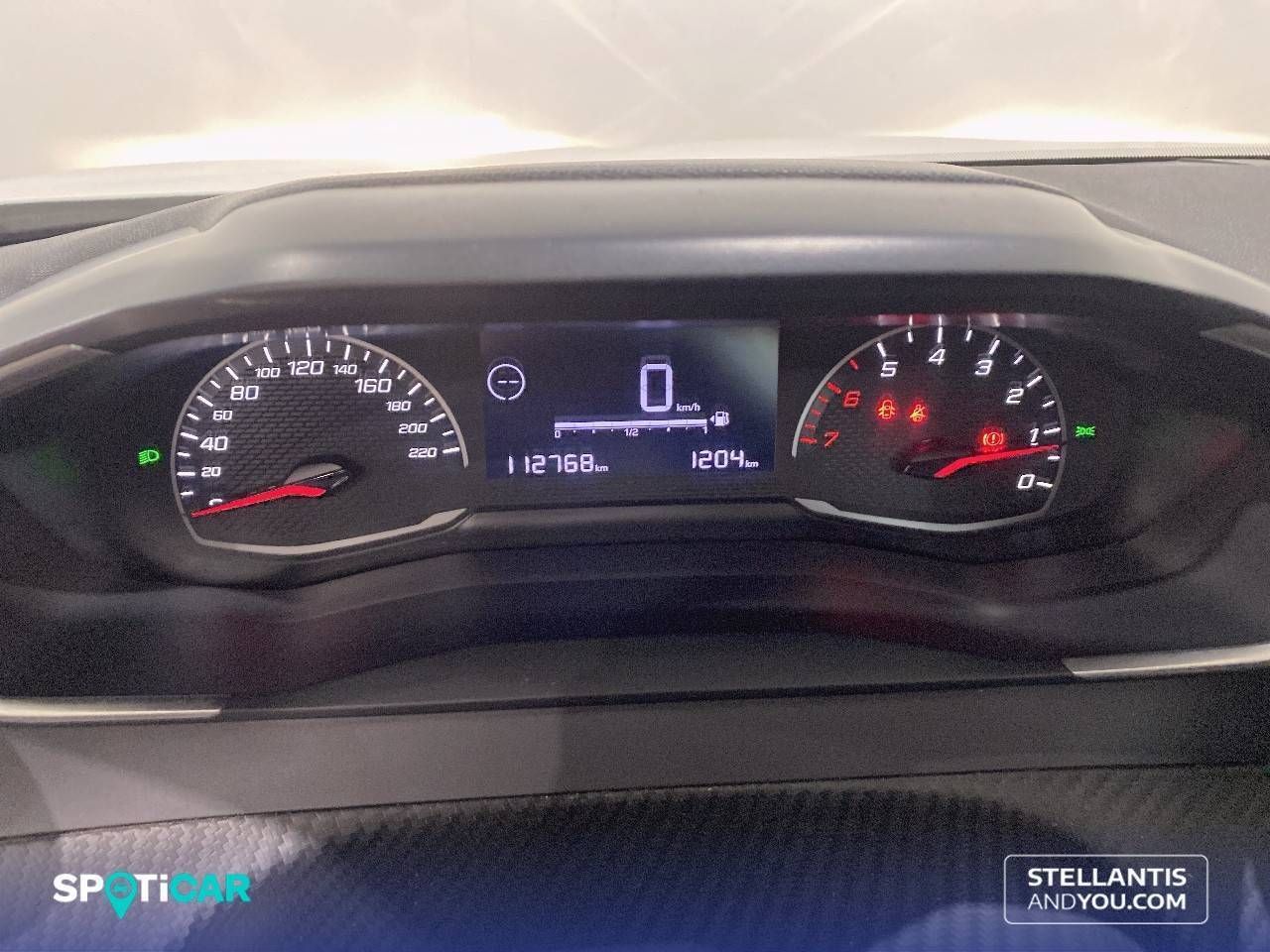 Peugeot 2008   BlueHDI 81kW (110CV) Active - Foto 24