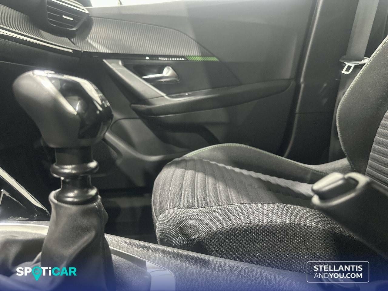 Peugeot 2008   Puretech 100 S&S 6 Vel. MAN Allure - Foto 21