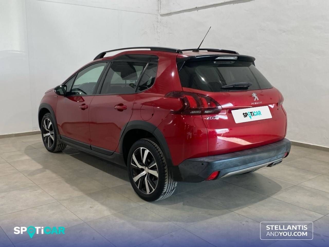 Peugeot 2008   PureTech 110 S&S 6 Vel. MAN GT Line - Foto 8