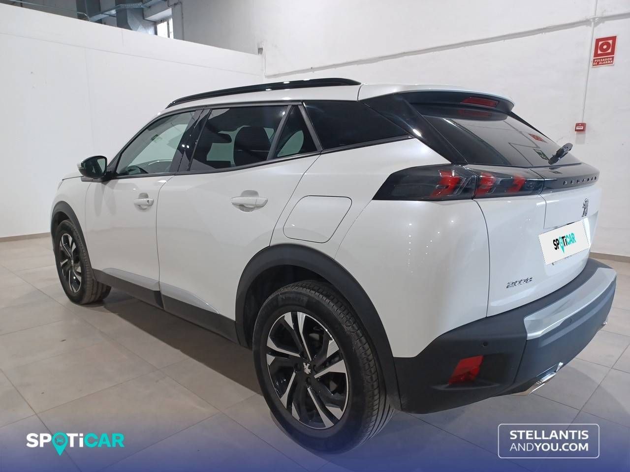 Peugeot 2008   Puretech 130 S&S EAT8 Allure Pack - Foto 8