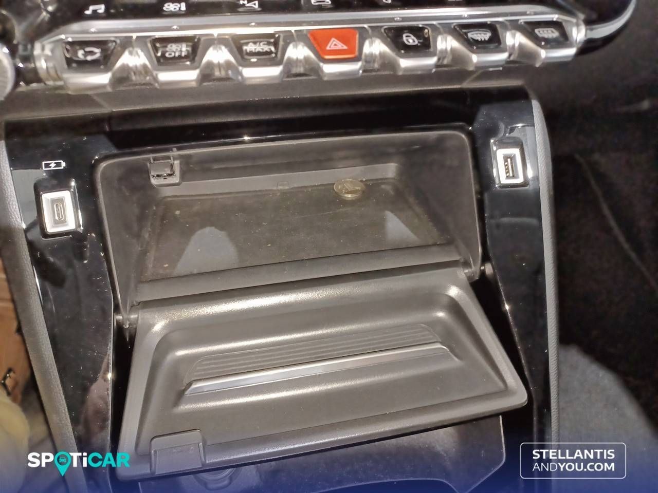 Peugeot 2008   Puretech 130 S&S EAT8 Allure Pack - Foto 23