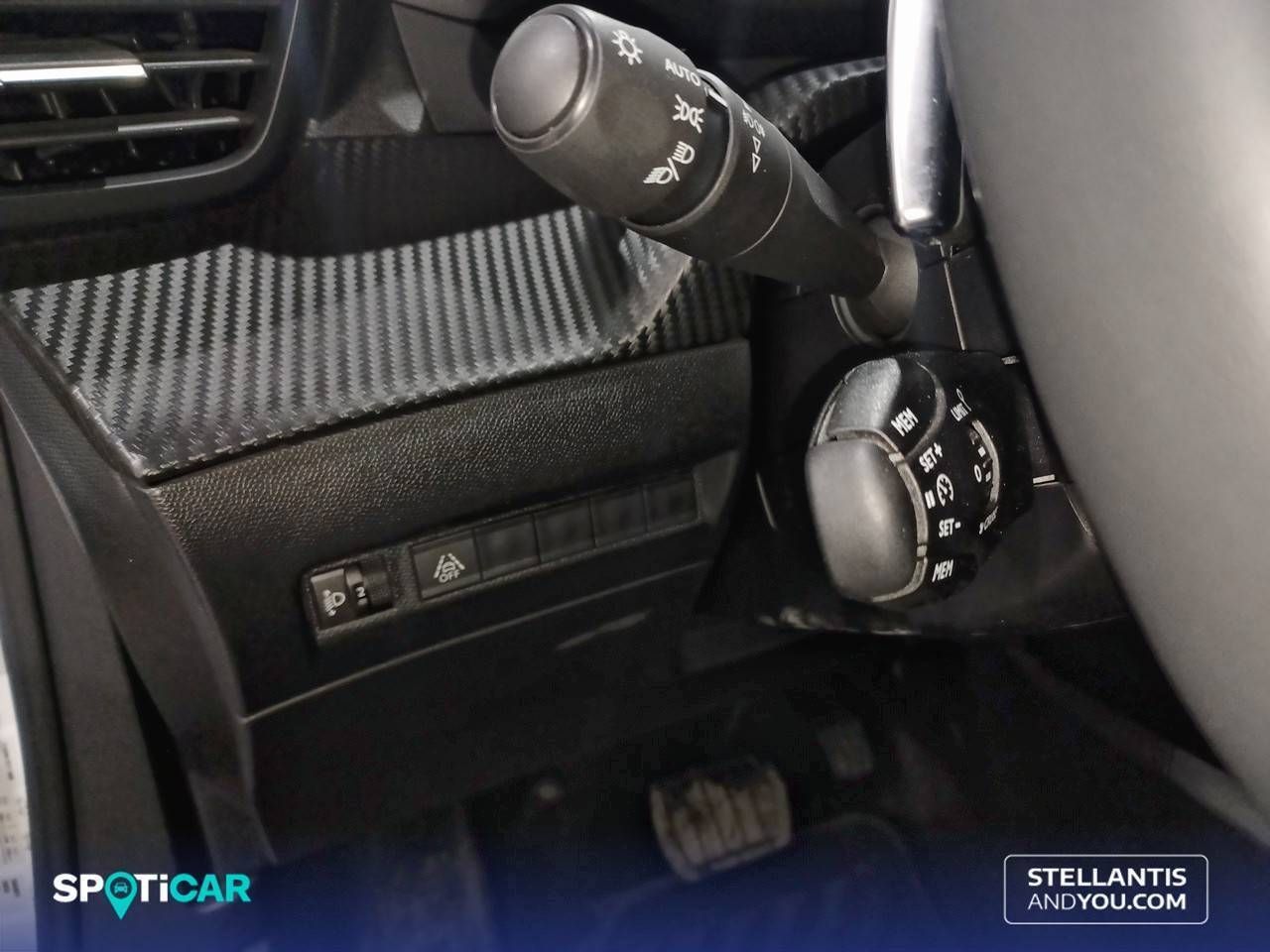 Peugeot 2008   Puretech 130 S&S EAT8 Allure Pack - Foto 14