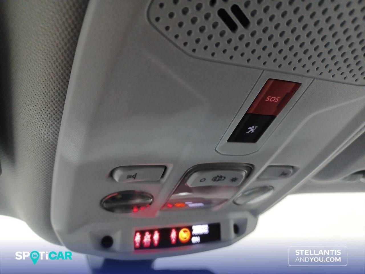 Peugeot 2008   Puretech 130 S&S EAT8 Allure Pack - Foto 16