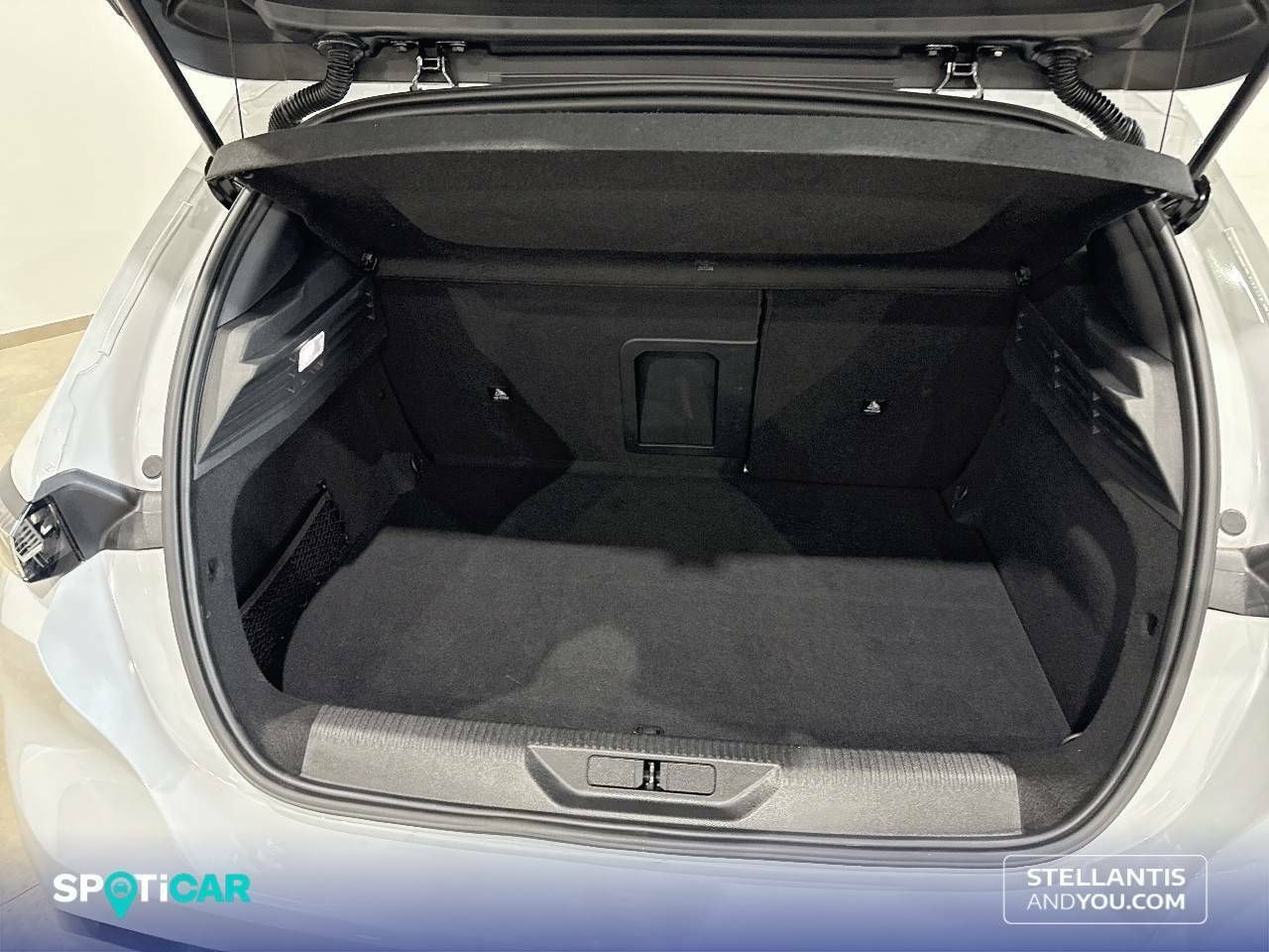 Peugeot 308  5P  Eléctrico 115kW (156CV) First Edition - Foto 7