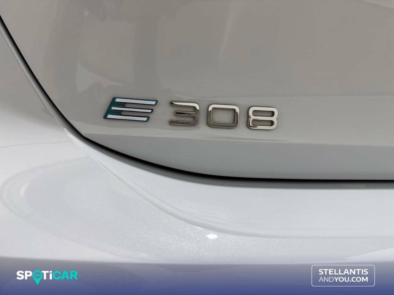 Peugeot 308  5P  Eléctrico 115kW (156CV) First Edition - Foto 13