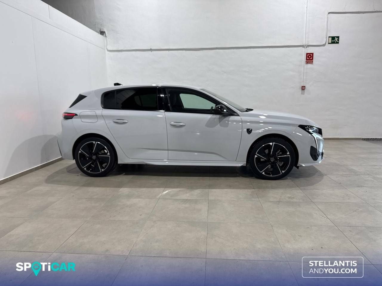 Peugeot 308  5P  Eléctrico 115kW (156CV) First Edition - Foto 5