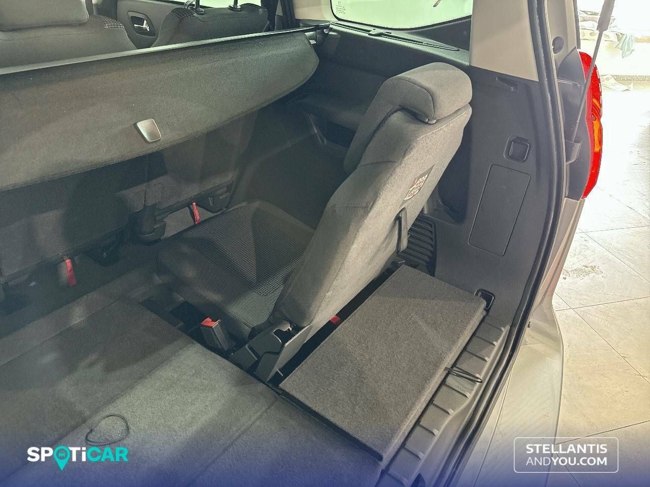 Peugeot 5008   1.2 PureTech 130 S&S Allure - Foto 13