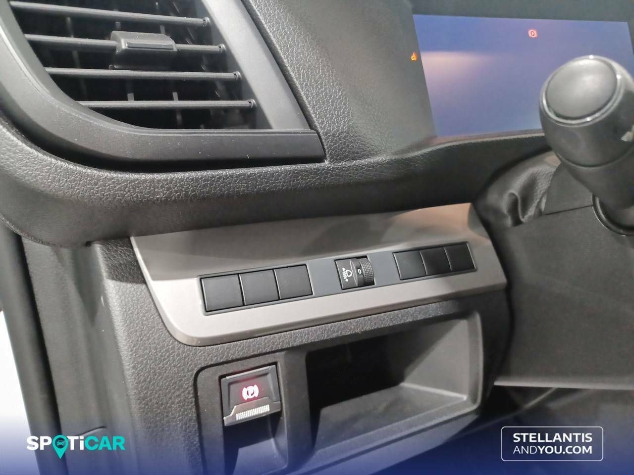 Peugeot Expert eExpert 3 eExpert Furgón 100kW Batería 75kWh Std - - Foto 14