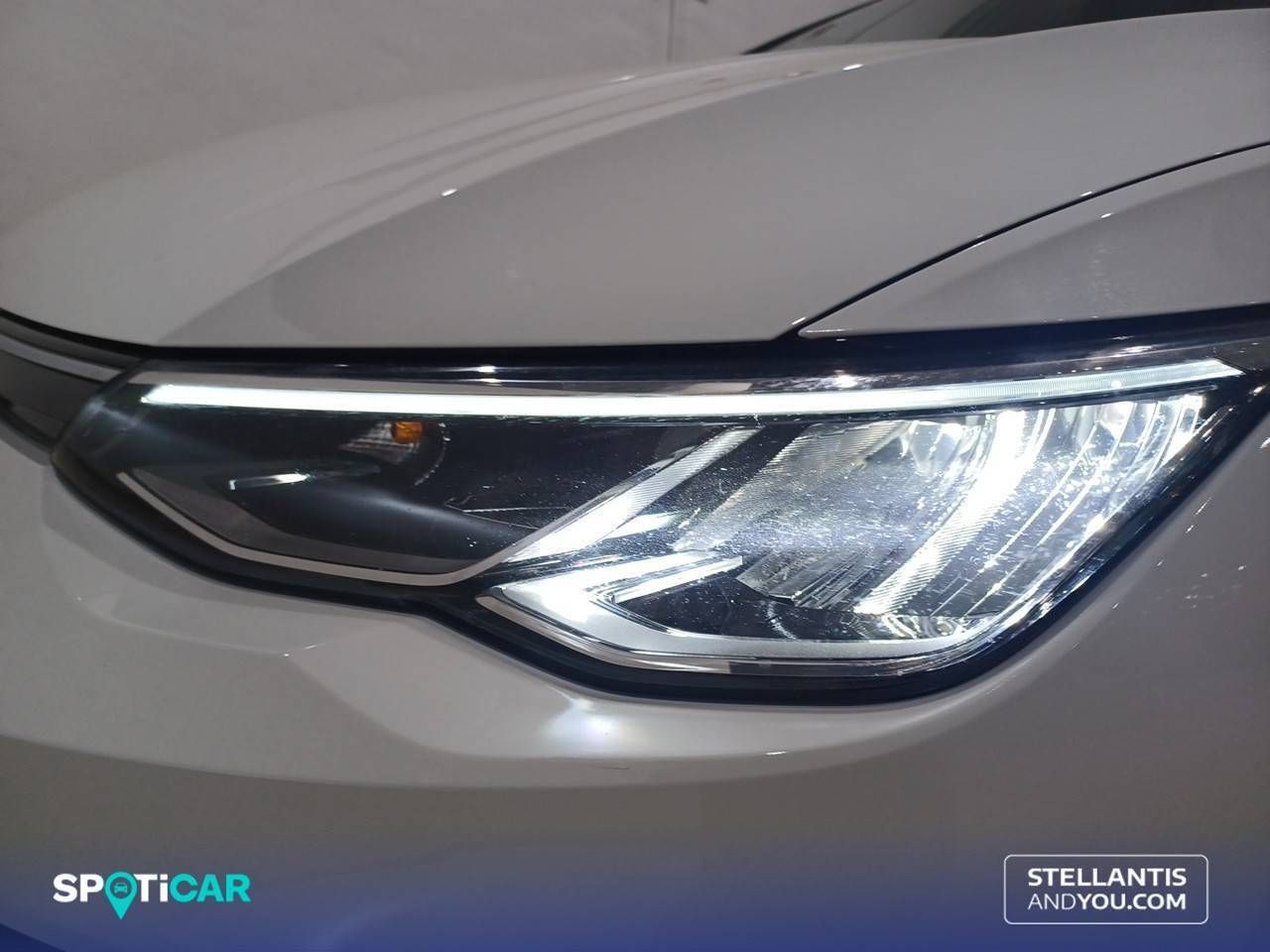 Volkswagen Golf   1.0 TSI 81kW (110CV) Life - Foto 22