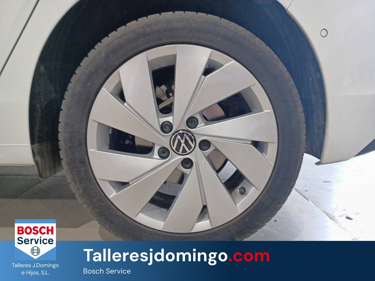 Volkswagen Golf   1.5 TSI 85kW (115CV) 