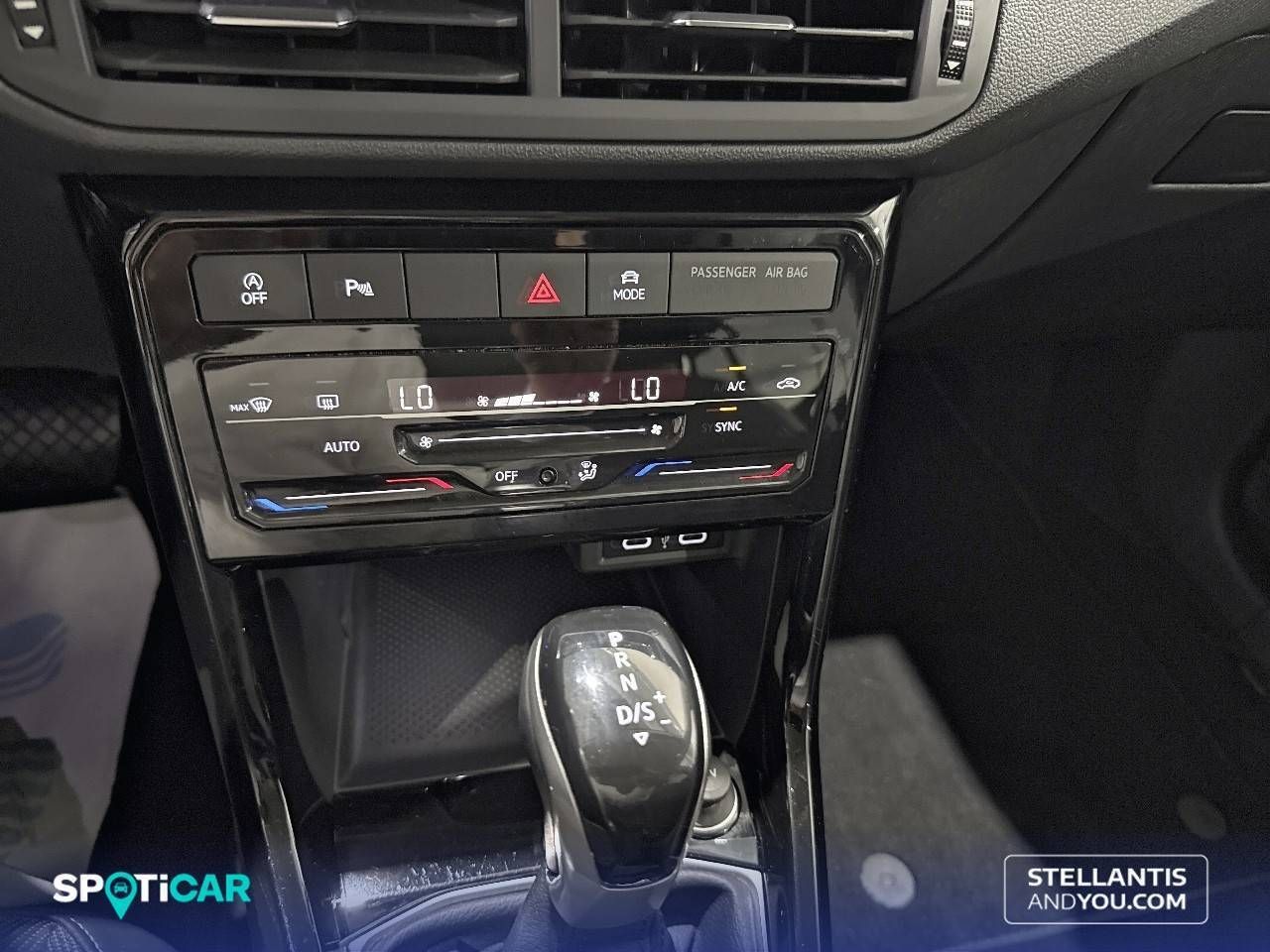 Volkswagen T-Cross   1.0 TSI 81kW (110CV) DSG Sport - Foto 18